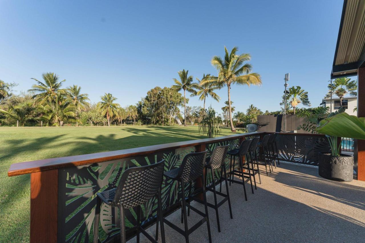 Kinka Palms Motel Yeppoon Bagian luar foto